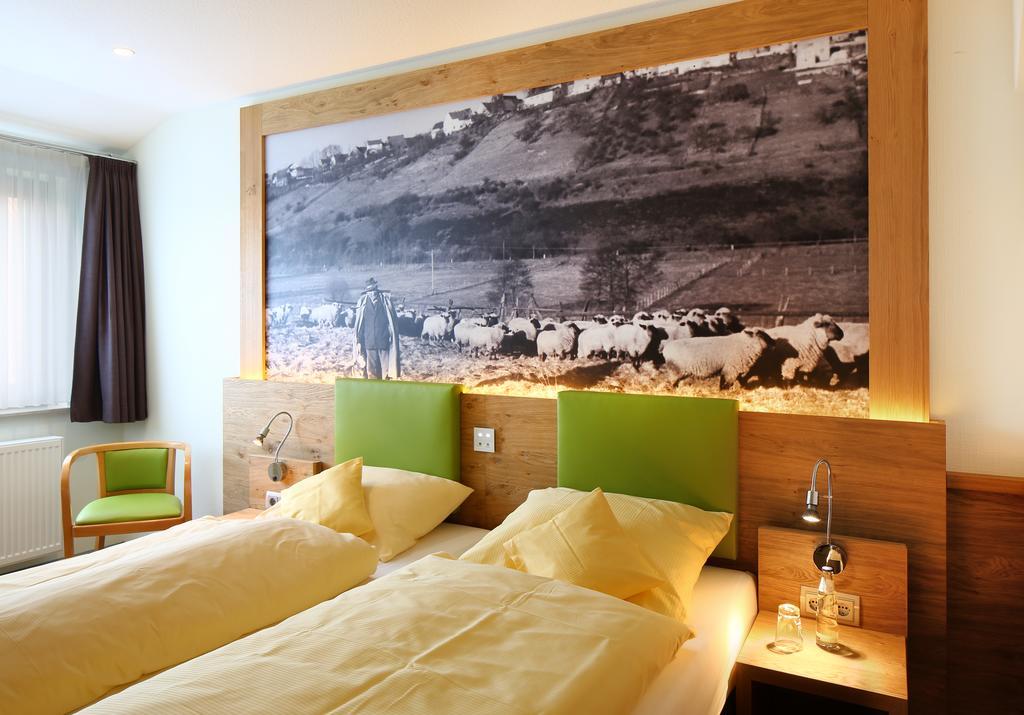Landgasthof Kaiser Bad Wünnenberg Habitación foto